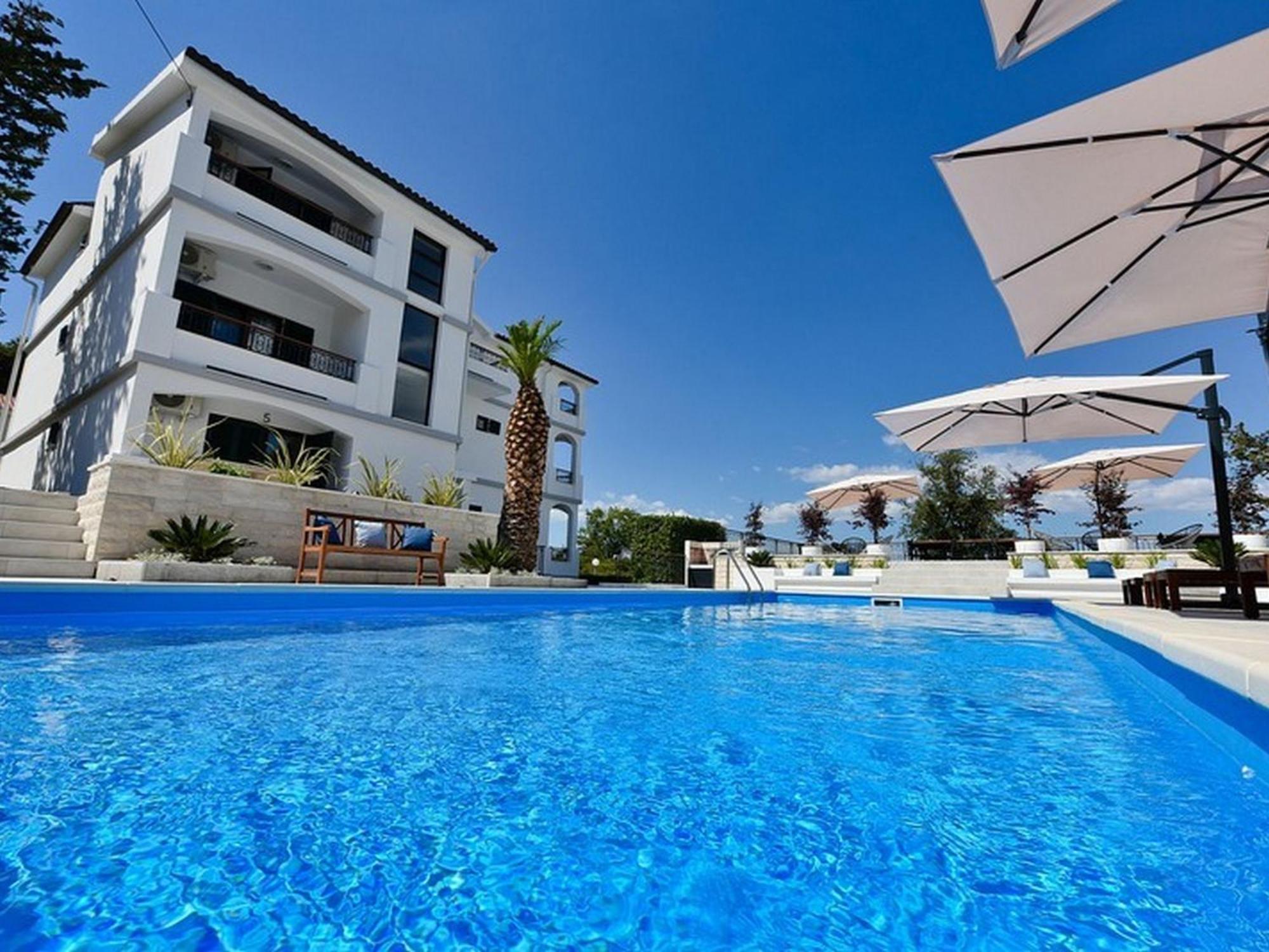 Mediterraneo Garden Apartments Петркане Стая снимка