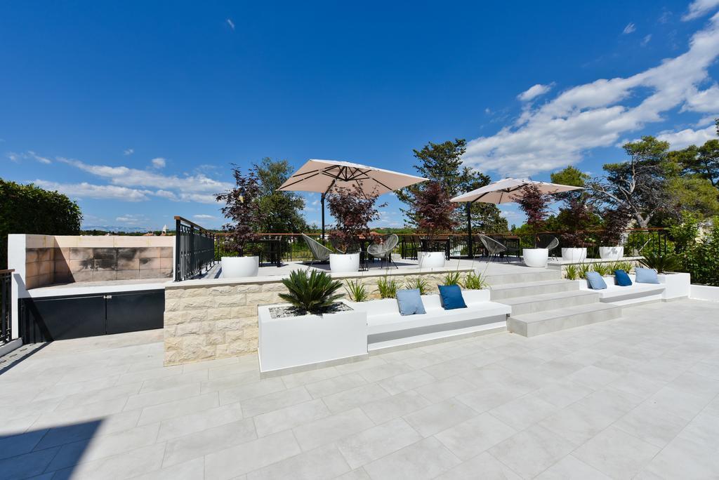 Mediterraneo Garden Apartments Петркане Екстериор снимка